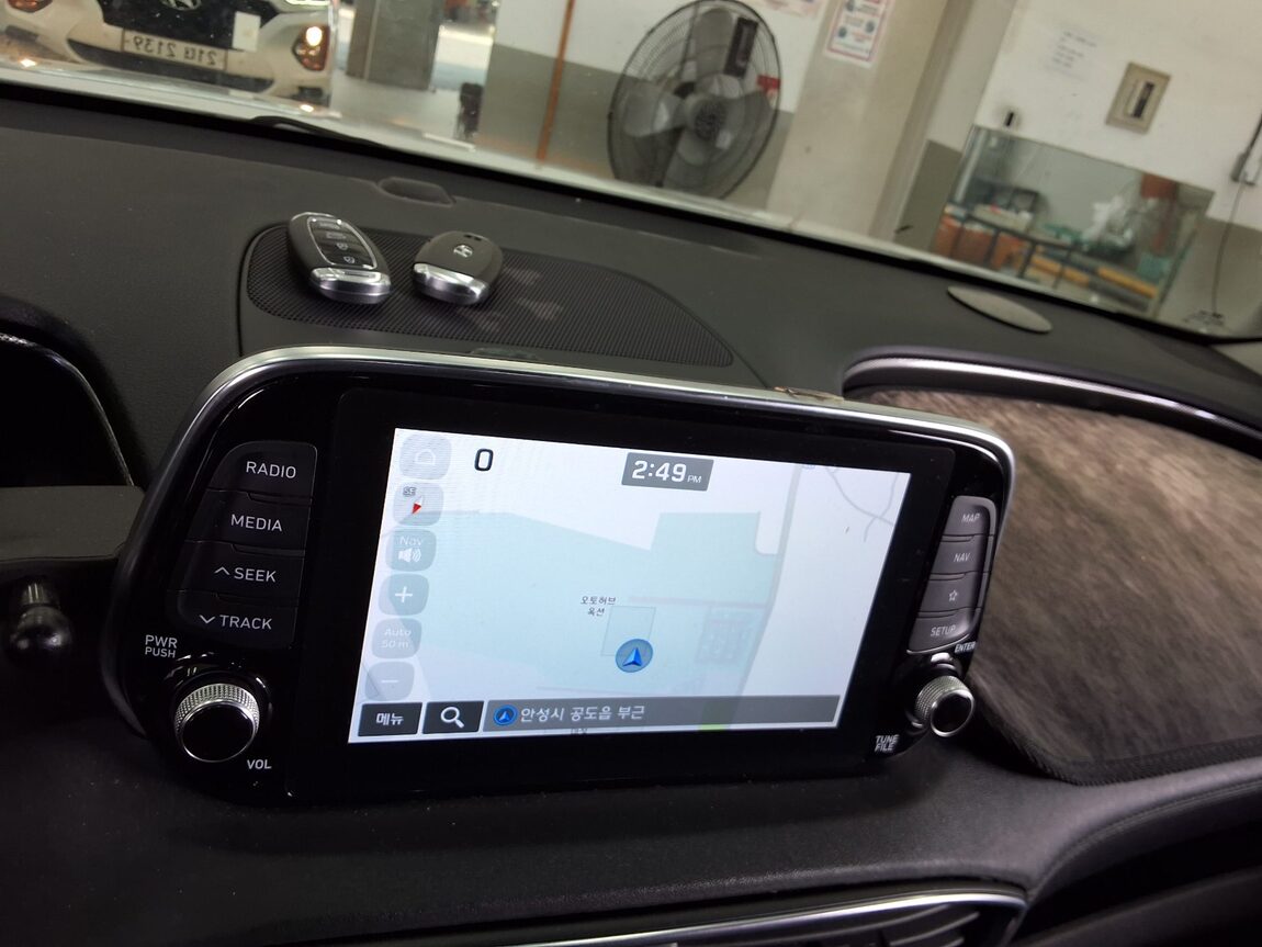 HYUNDAI SANTA FE (TM) R2.0 2WD EXCLUSIVE 2019 - zdjęcie 17