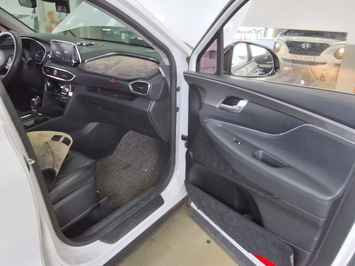 HYUNDAI SANTA FE (TM) R2.0 2WD EXCLUSIVE 2019 - zdjęcie 14
