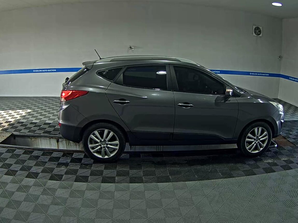 HYUNDAI TUCSON ix DIESEL R20 2WD LX20 LUXURY 2010 - zdjęcie 4