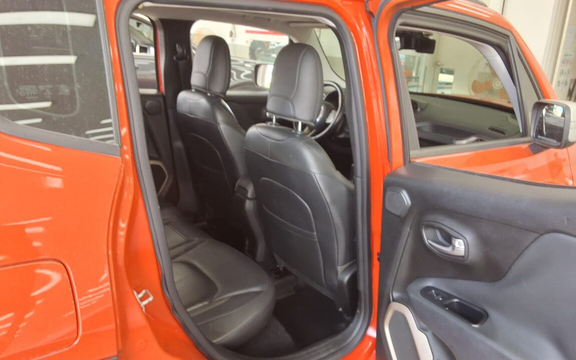 JEEP RENEGADE 2.0 DIESEL AWD LIMITED 2015 - zdjęcie 13