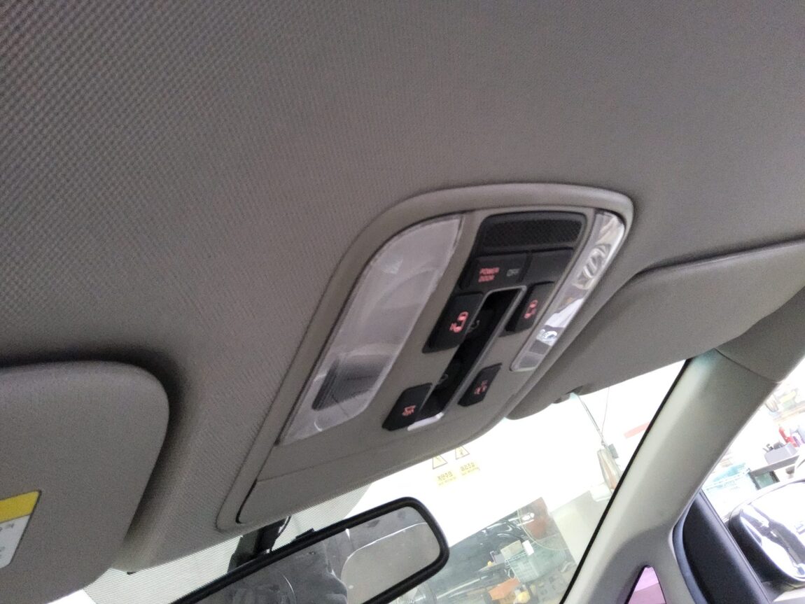 KIA ALL NEW CARNIVAL 11-SEATER DIESEL DELUXE 2016 - zdjęcie 18