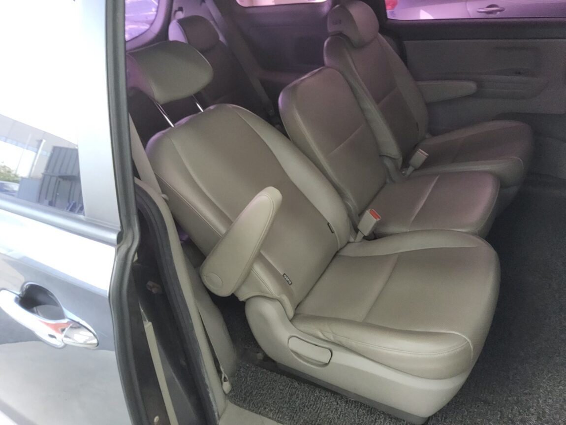 KIA ALL NEW CARNIVAL 11-SEATER DIESEL DELUXE 2016 - zdjęcie 13