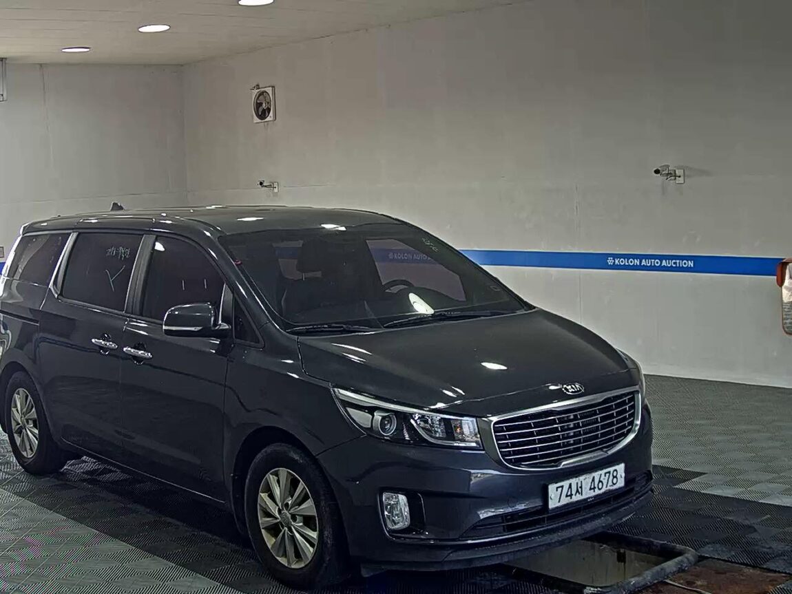 KIA ALL NEW CARNIVAL 11-SEATER DIESEL DELUXE 2016 - zdjęcie 3