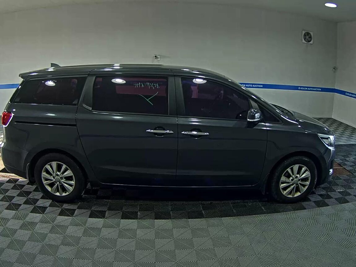 KIA ALL NEW CARNIVAL 11-SEATER DIESEL DELUXE 2016 - zdjęcie 4