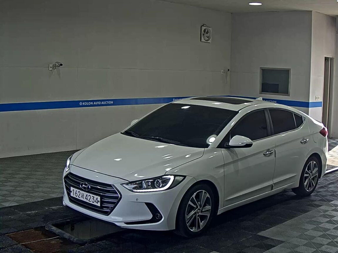 HYUNDAI AVANTE AD 1.6 GDi PREMIUM 2017 - zdjęcie 2