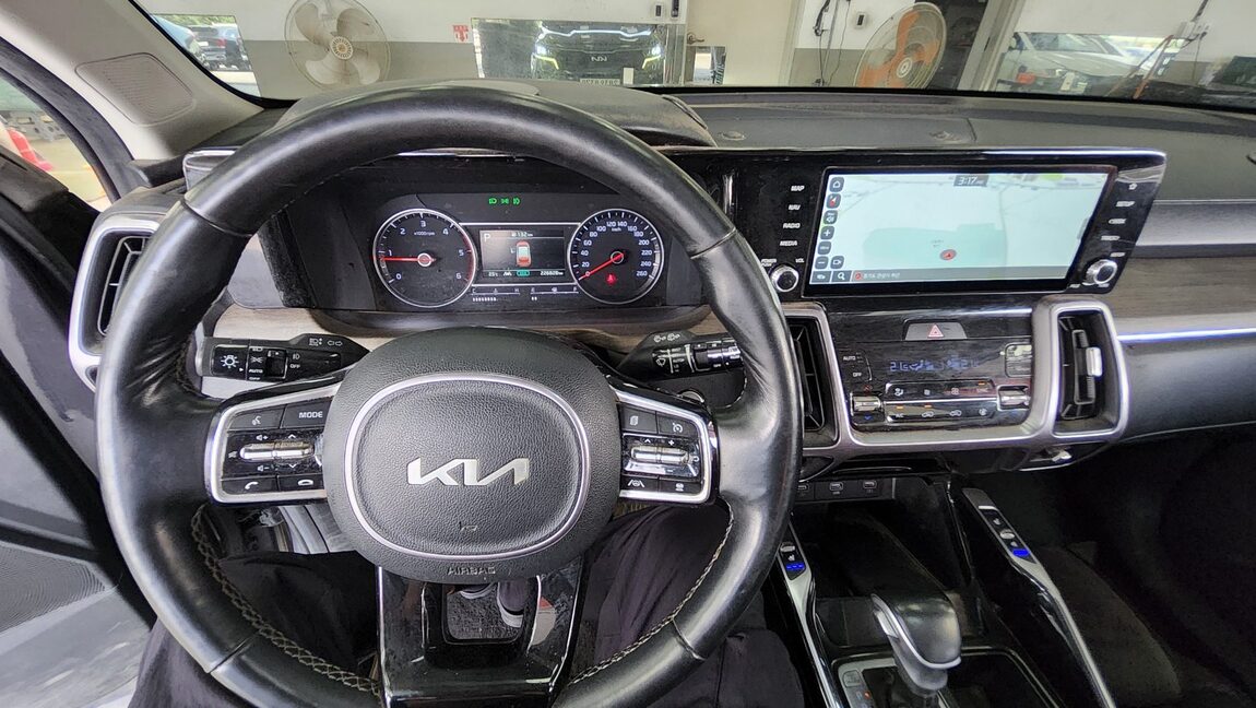 KIA NEW SORENTO (MQ4) 2.2 DIESEL 4WD PRESTIGE 2023 - zdjęcie 18