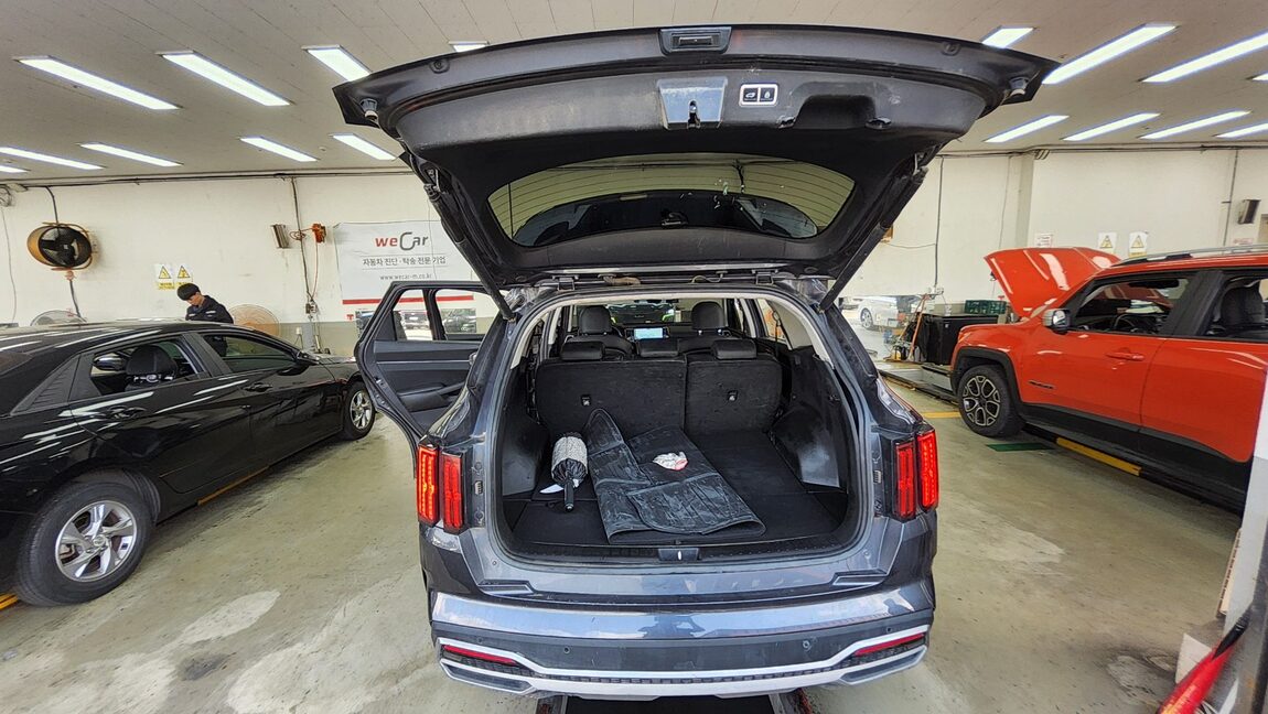 KIA NEW SORENTO (MQ4) 2.2 DIESEL 4WD PRESTIGE 2023 - zdjęcie 15