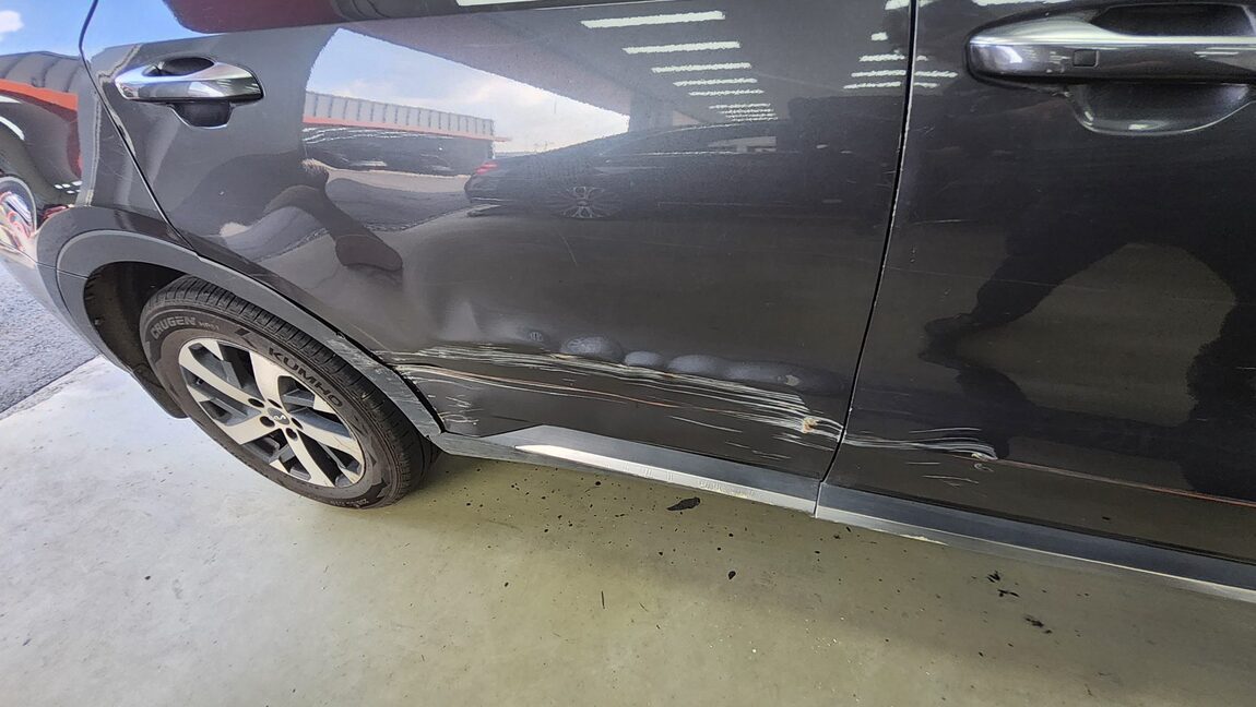 KIA NEW SORENTO (MQ4) 2.2 DIESEL 4WD PRESTIGE 2023 - zdjęcie 28