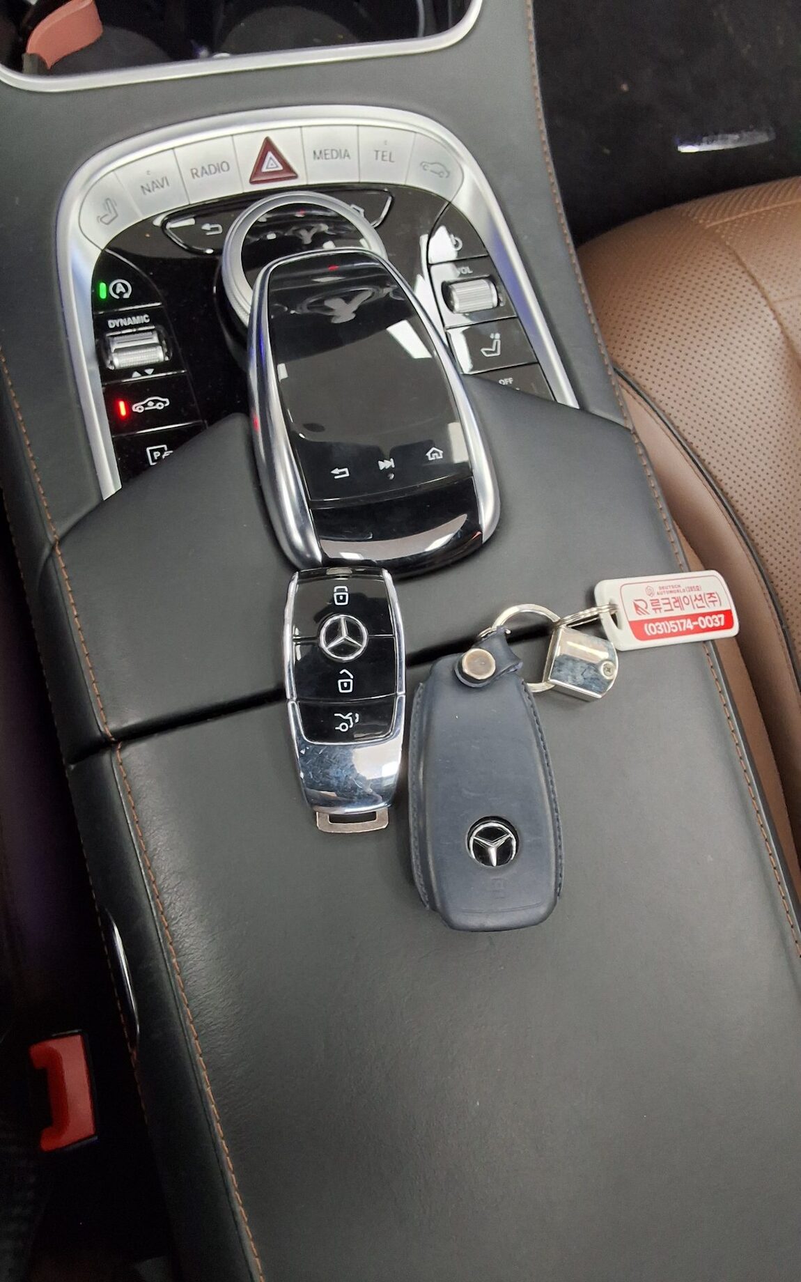 MERCEDES-BENZ S-CLASS (6TH GEN) S560L 4MATIC 2020 - zdjęcie 20