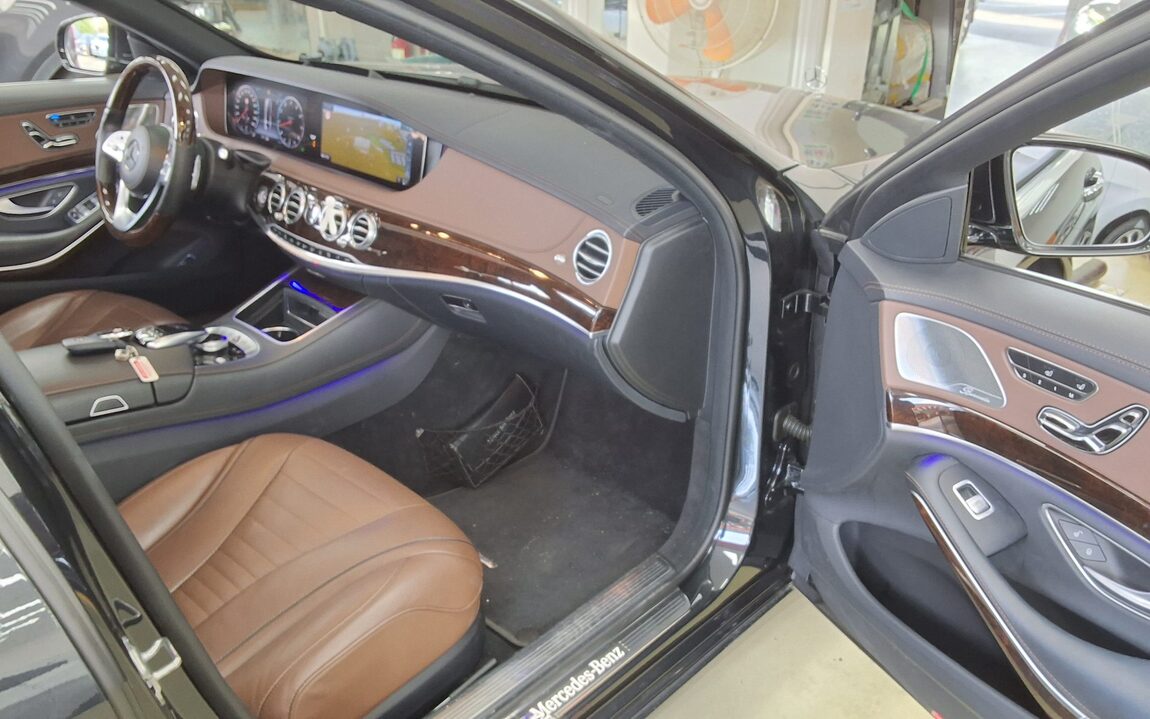 MERCEDES-BENZ S-CLASS (6TH GEN) S560L 4MATIC 2020 - zdjęcie 14