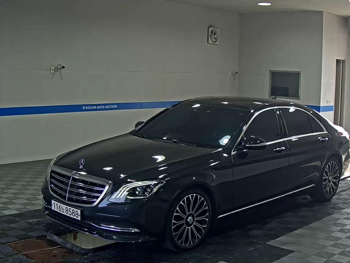 MERCEDES-BENZ S-CLASS (6TH GEN) S560L 4MATIC 2020 - zdjęcie 2
