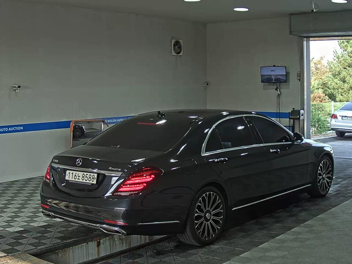 MERCEDES-BENZ S-CLASS (6TH GEN) S560L 4MATIC 2020 - zdjęcie 5