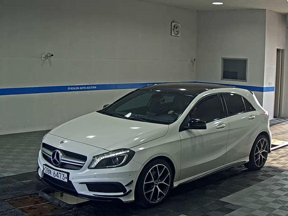 MERCEDES-BENZ A-CLASS (3RD GEN) A200 CDI NIGHT 2014 - zdjęcie 2