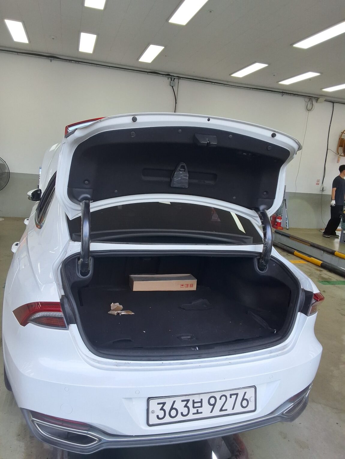 HYUNDAI THE NEW GRANDEUR IG LPi 3.0 RENTAL CAR MODERN 2020 - zdjęcie 15