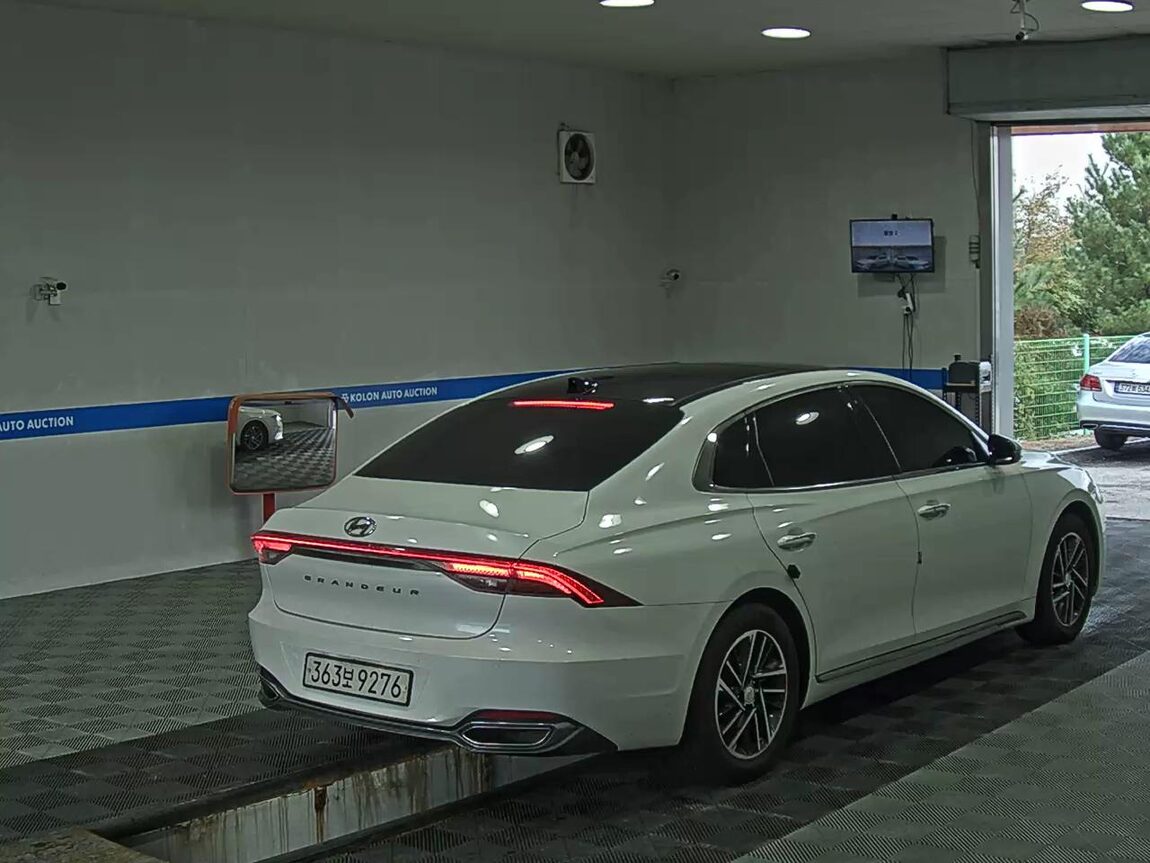 HYUNDAI THE NEW GRANDEUR IG LPi 3.0 RENTAL CAR MODERN 2020 - zdjęcie 5