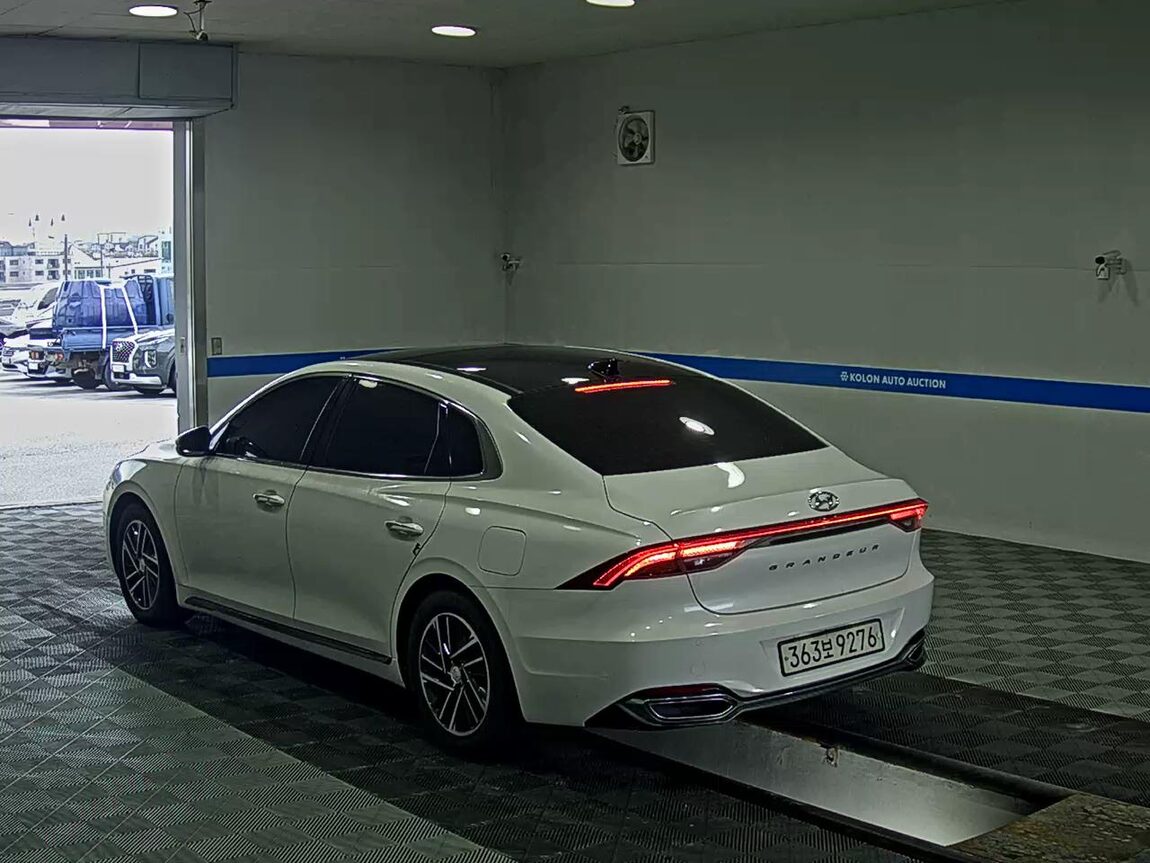 HYUNDAI THE NEW GRANDEUR IG LPi 3.0 RENTAL CAR MODERN 2020 - zdjęcie 6