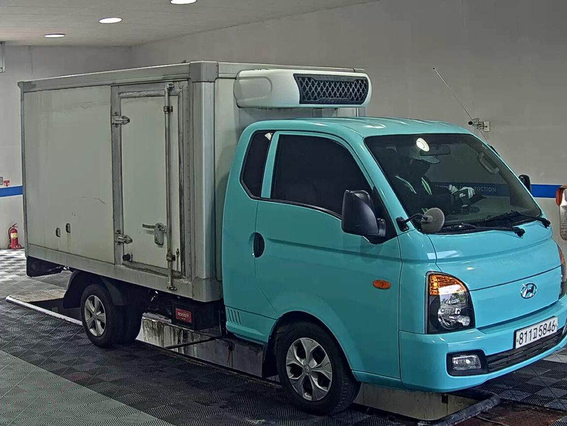 HYUNDAI PORTER II FREEZER BOX TRUCK SUPER CAB TWIN COMPRESSOR 2019 - zdjęcie 3
