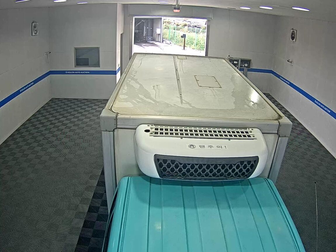 HYUNDAI PORTER II FREEZER BOX TRUCK SUPER CAB TWIN COMPRESSOR 2019 - zdjęcie 7
