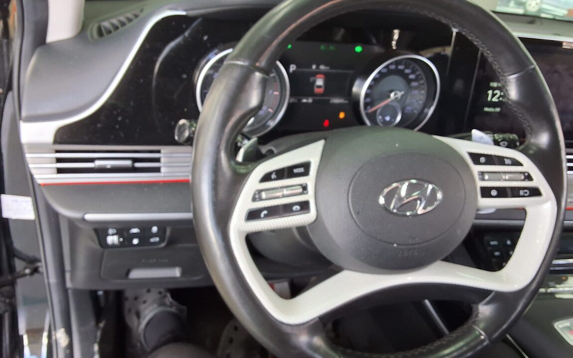 HYUNDAI THE NEW GRANDEUR IG GASOLINE 2.5 EXCLUSIVE 2020 - zdjęcie 17