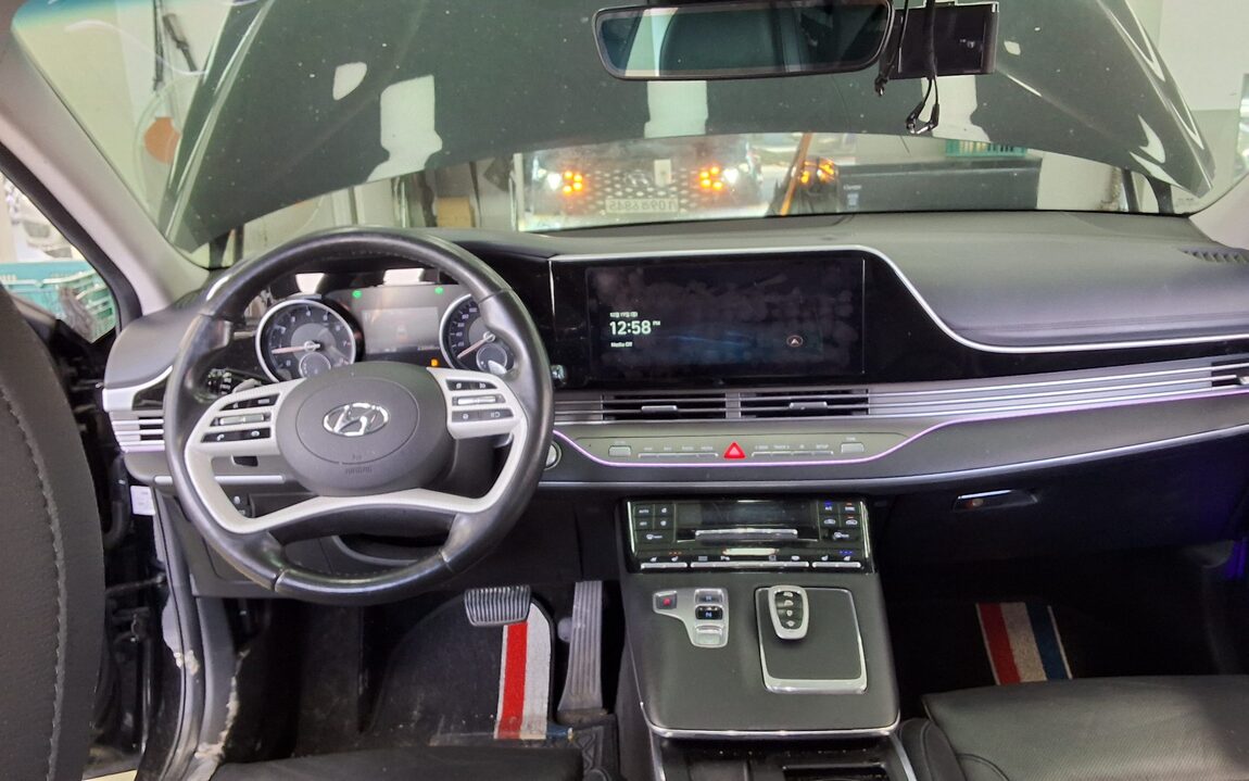 HYUNDAI THE NEW GRANDEUR IG GASOLINE 2.5 EXCLUSIVE 2020 - zdjęcie 11