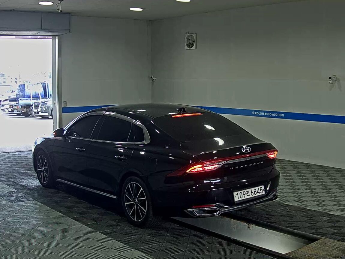 HYUNDAI THE NEW GRANDEUR IG GASOLINE 2.5 EXCLUSIVE 2020 - zdjęcie 6