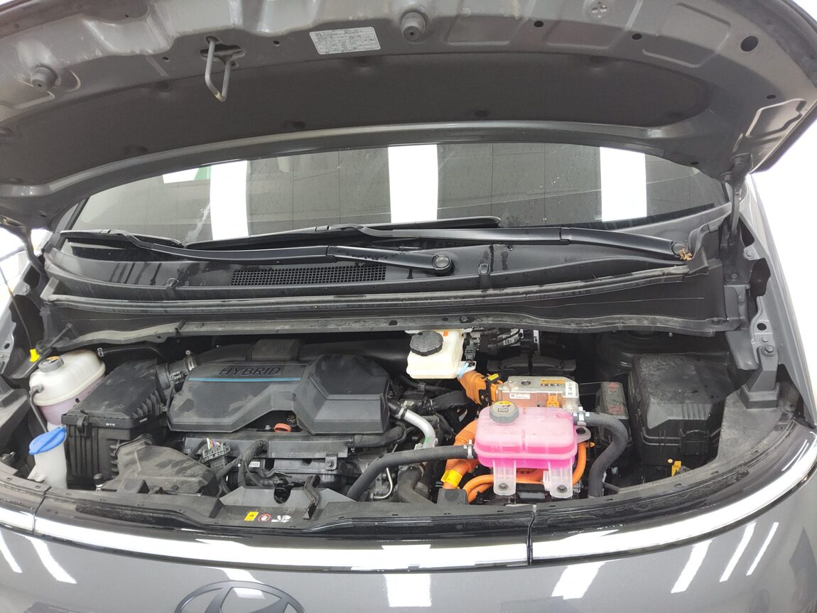 HYUNDAI STARIA HYBRID 1.6 HEV LOUNGE 9-SEATER PRESTIGE 2025 - zdjęcie 20