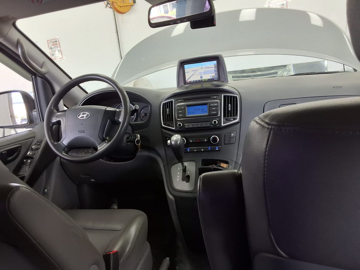 HYUNDAI GRAND STAREX 5-SEATER DIESEL VAN SMART 2016 - zdjęcie 11