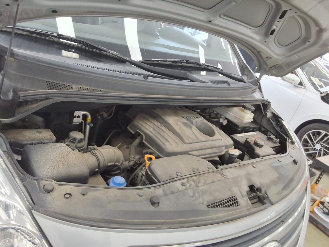 HYUNDAI GRAND STAREX 5-SEATER DIESEL VAN SMART 2016 - zdjęcie 19