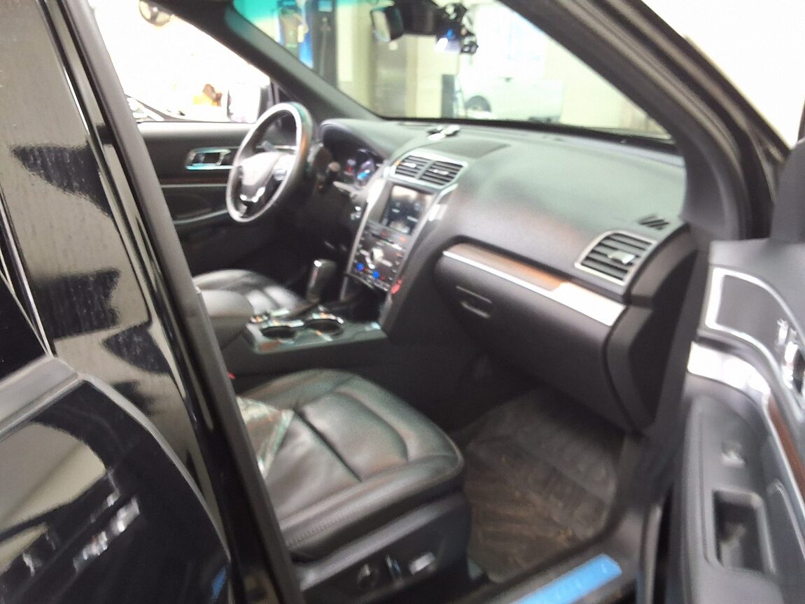 FORD EXPLORER (5TH GEN) 2.3 AWD LIMITED 2017 - zdjęcie 15
