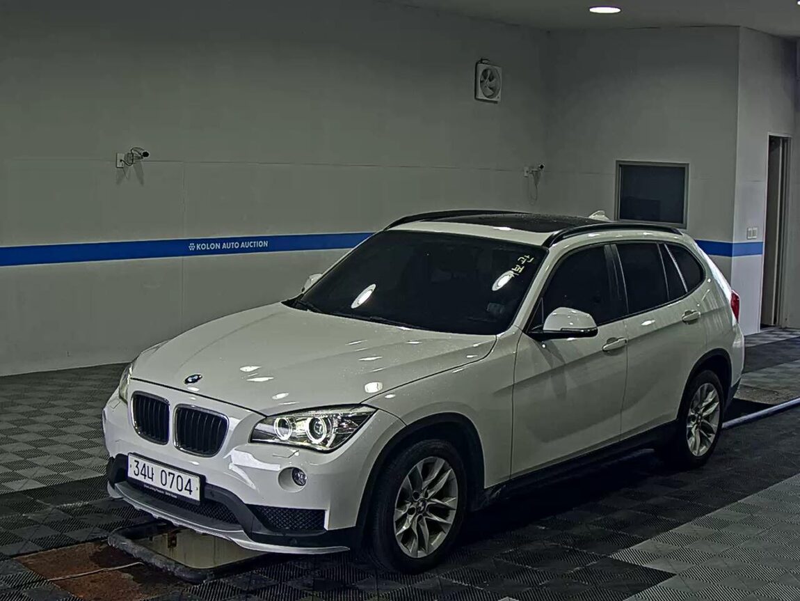 BMW X1 18d xDRIVE HIGH 2015 - zdjęcie 2