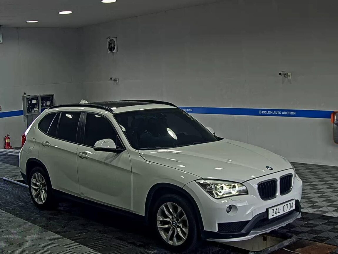 BMW X1 18d xDRIVE HIGH 2015 - zdjęcie 3