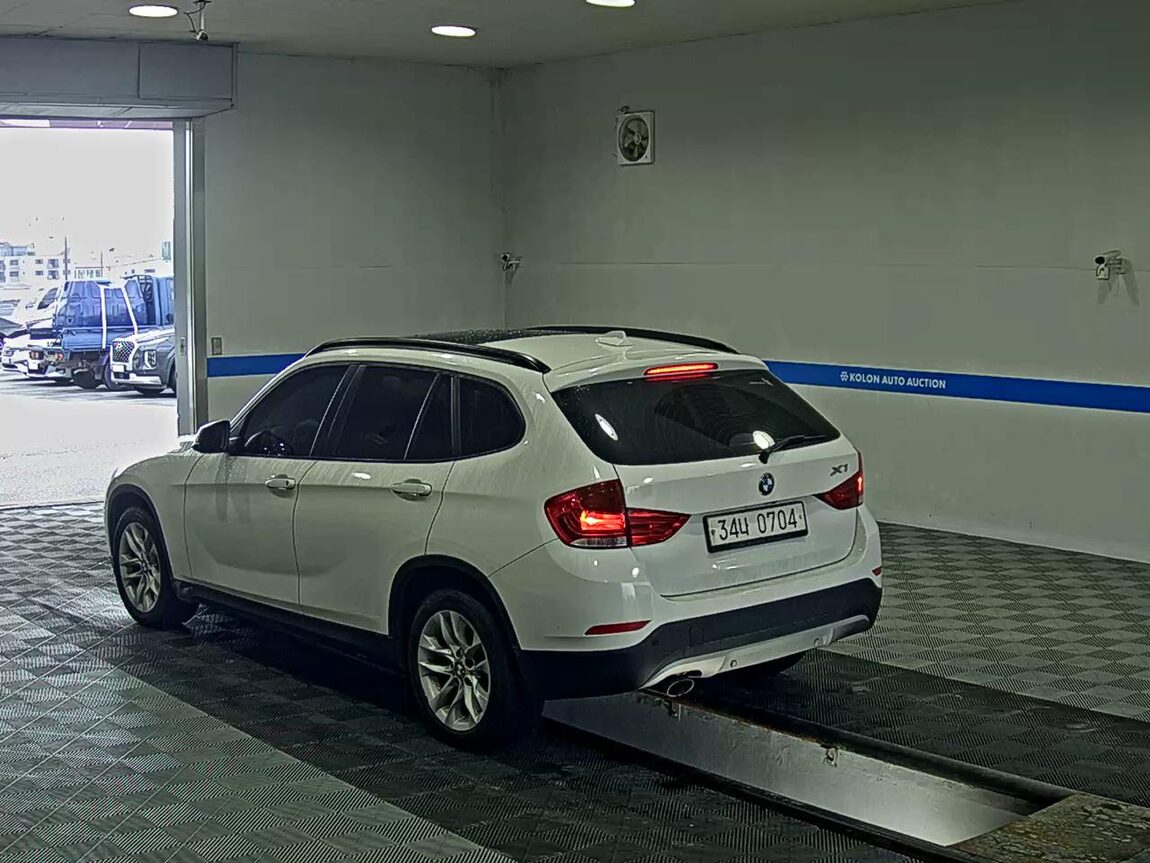 BMW X1 18d xDRIVE HIGH 2015 - zdjęcie 6
