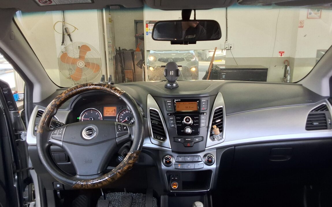 KG MOBILITY (SSANGYONG) NEW KORANDO C 2.0 AWD KX 2015 - zdjęcie 11