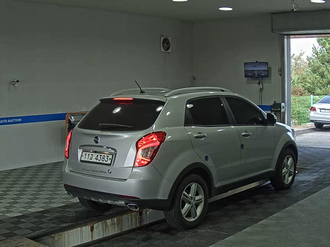 KG MOBILITY (SSANGYONG) NEW KORANDO C 2.0 AWD KX 2015 - zdjęcie 5