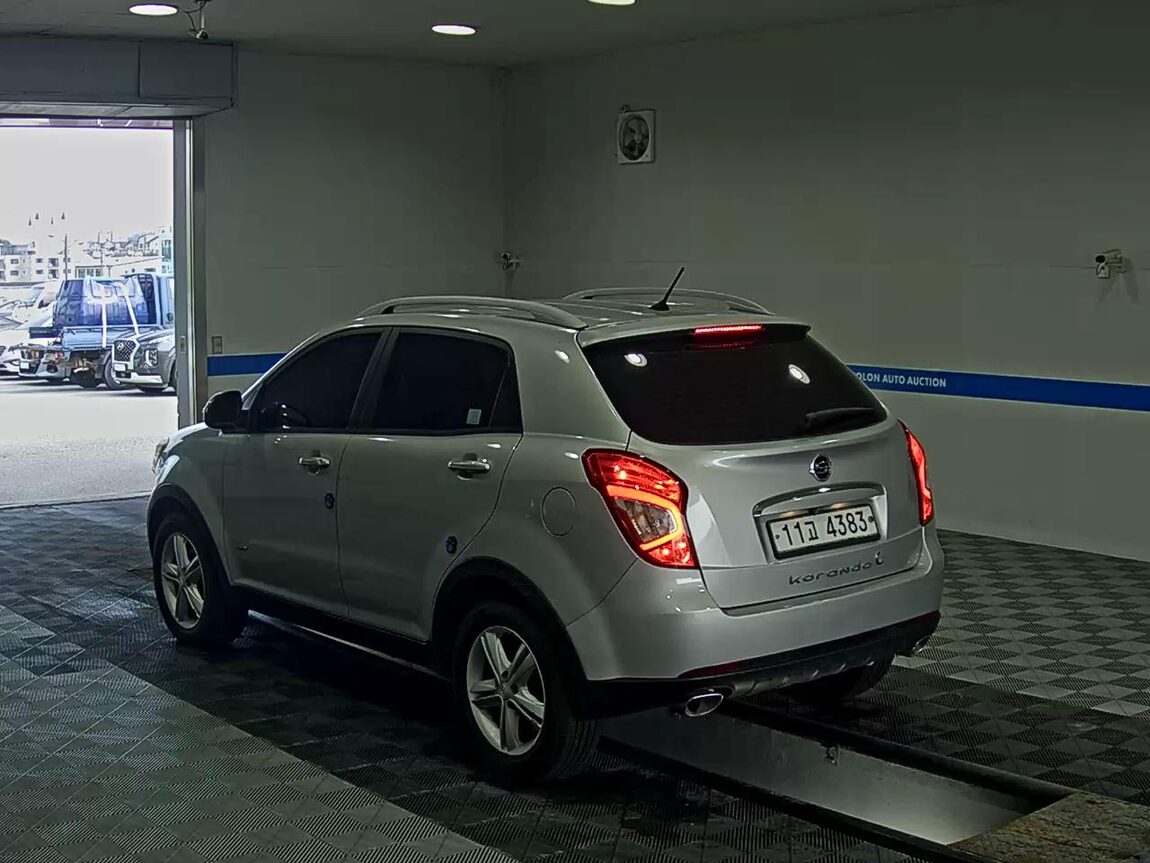 KG MOBILITY (SSANGYONG) NEW KORANDO C 2.0 AWD KX 2015 - zdjęcie 6