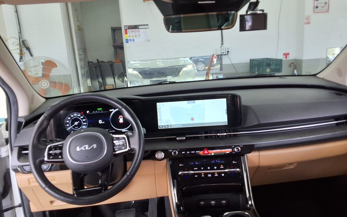 KIA NEW CARNIVAL (KA4) 9-SEATER DIESEL SIGNATURE 2023 - zdjęcie 11