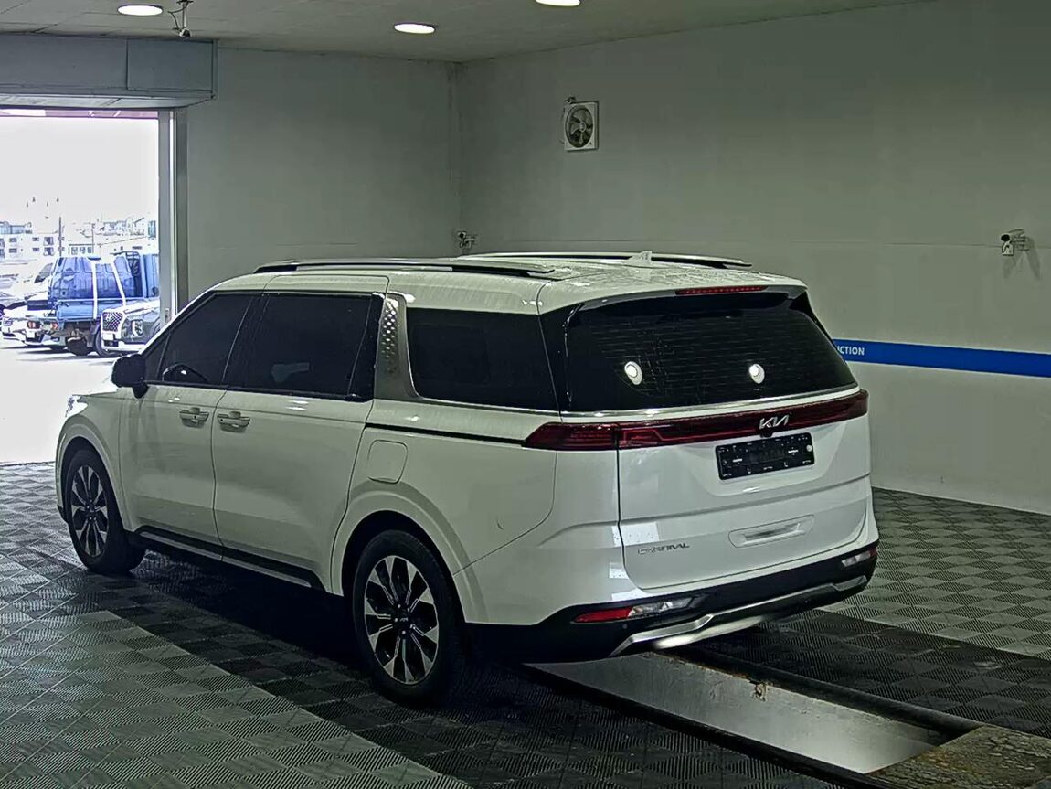 KIA NEW CARNIVAL (KA4) 9-SEATER DIESEL SIGNATURE 2023 - zdjęcie 6