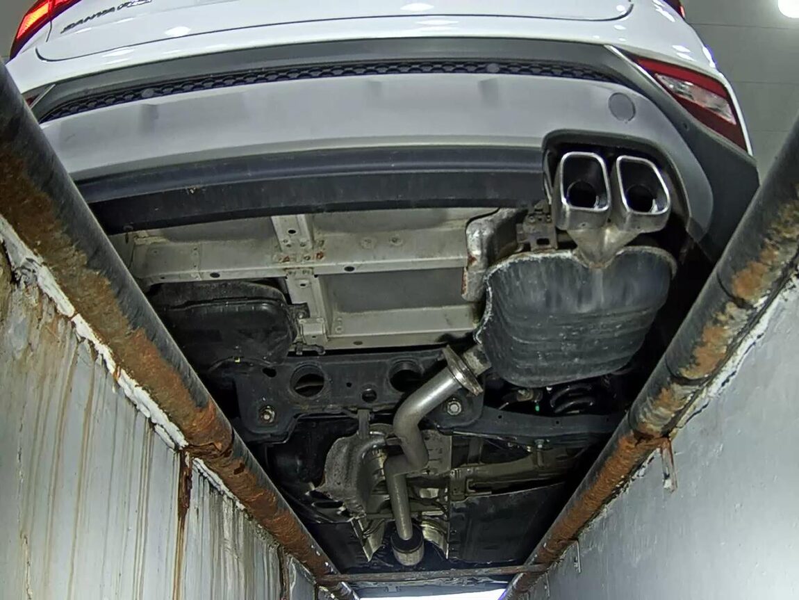 HYUNDAI SANTA FE (TM) R2.0 2WD EXCLUSIVE SPECIAL 2019 - zdjęcie 8