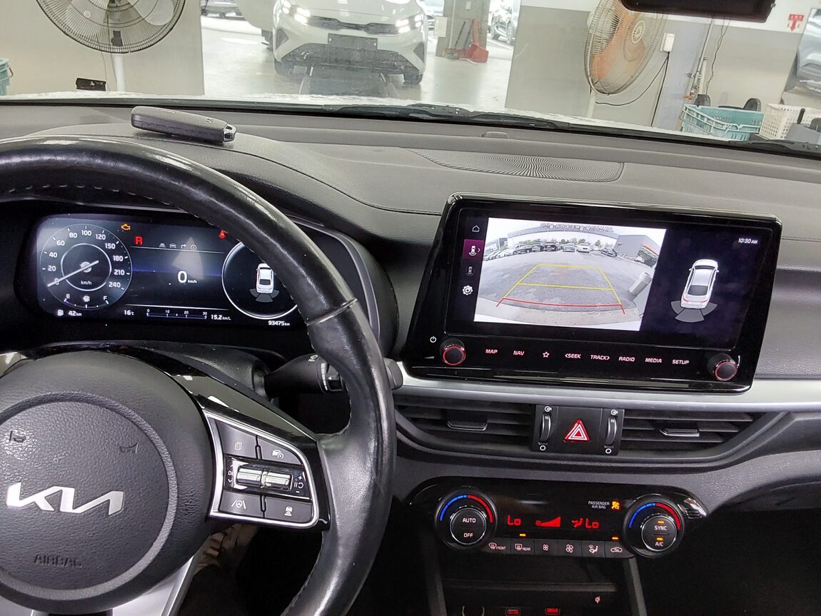 KIA THE NEW K3 1.6 GASOLINE PRESTIGE 2022 - zdjęcie 17