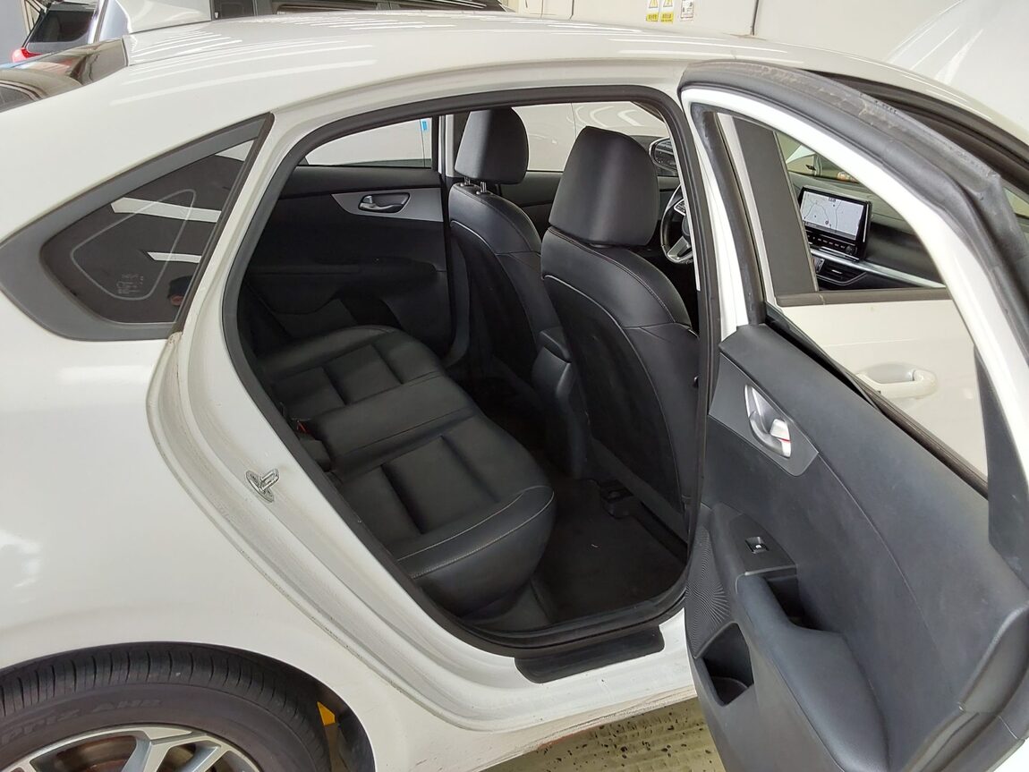 KIA THE NEW K3 1.6 GASOLINE PRESTIGE 2022 - zdjęcie 13