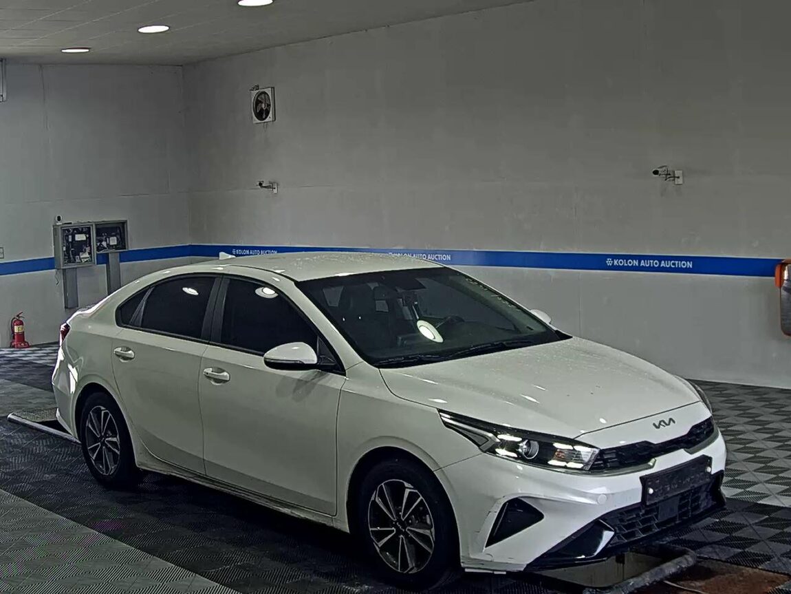 KIA THE NEW K3 1.6 GASOLINE PRESTIGE 2022 - zdjęcie 3