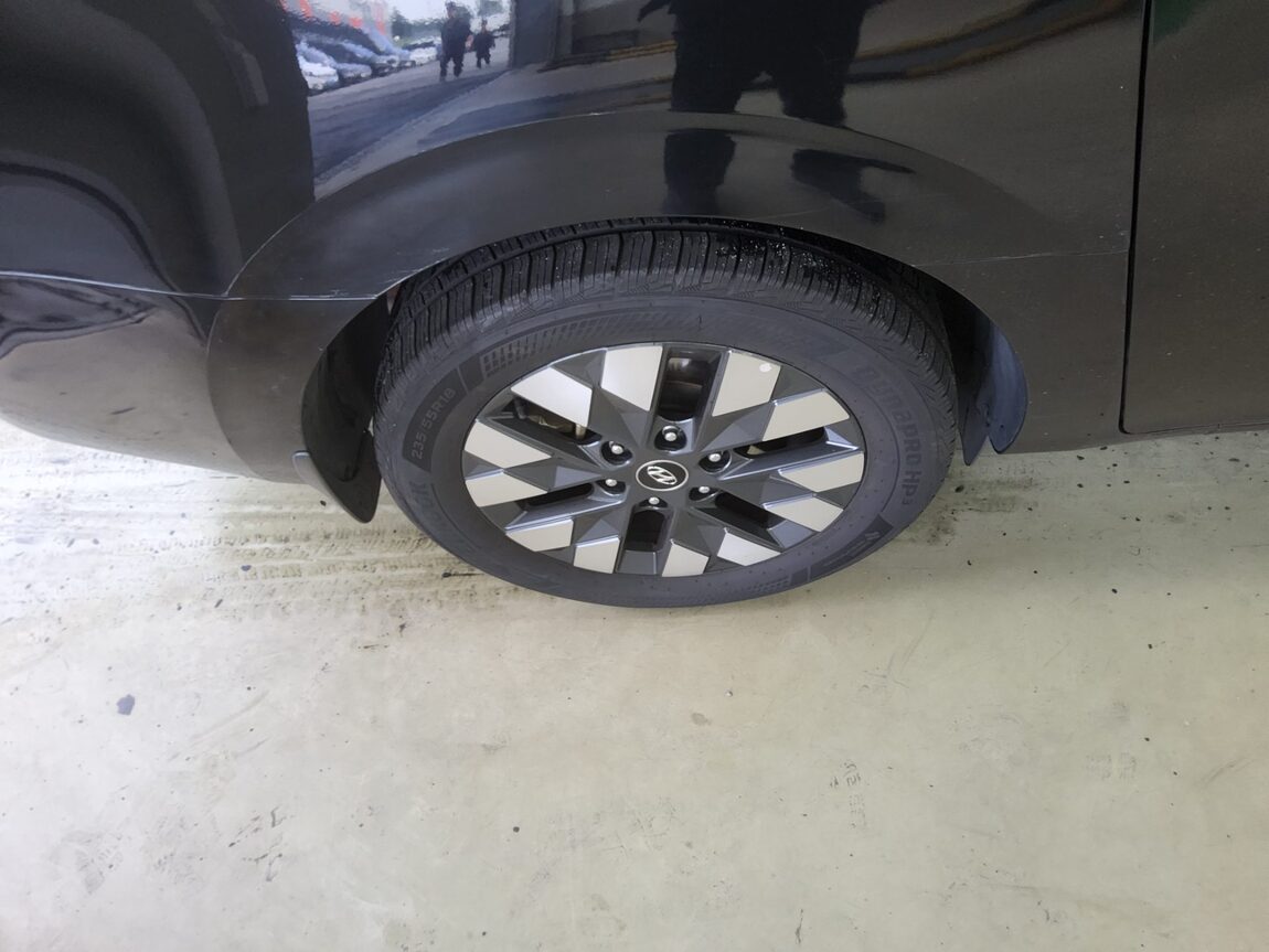 HYUNDAI STARIA 2.2 DIESEL LOUNGE 9-SEATER 2WD PRESTIGE 2023 - zdjęcie 25
