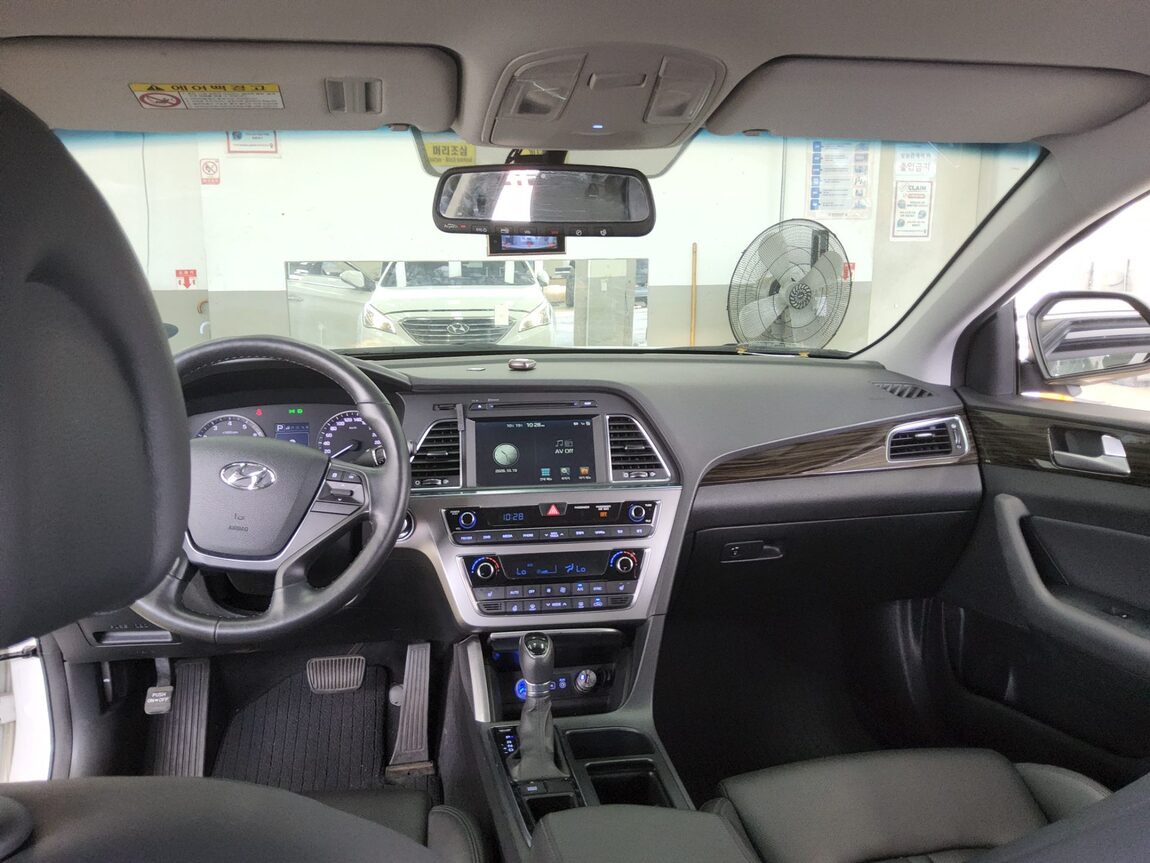 HYUNDAI LF SONATA 2.0 CVVL SMART 2016 - zdjęcie 11