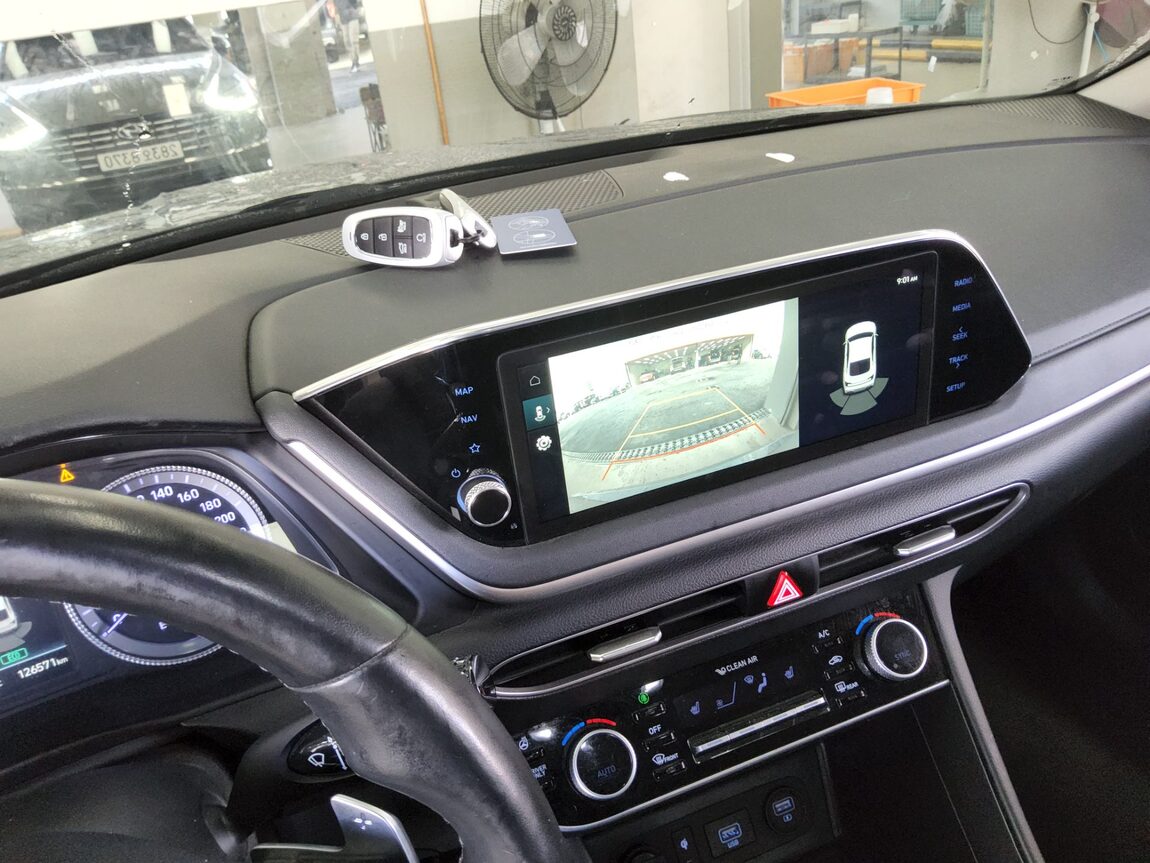 HYUNDAI SONATA (DN8) HYBRID 2.0 HEV MODERN 2022 - zdjęcie 18