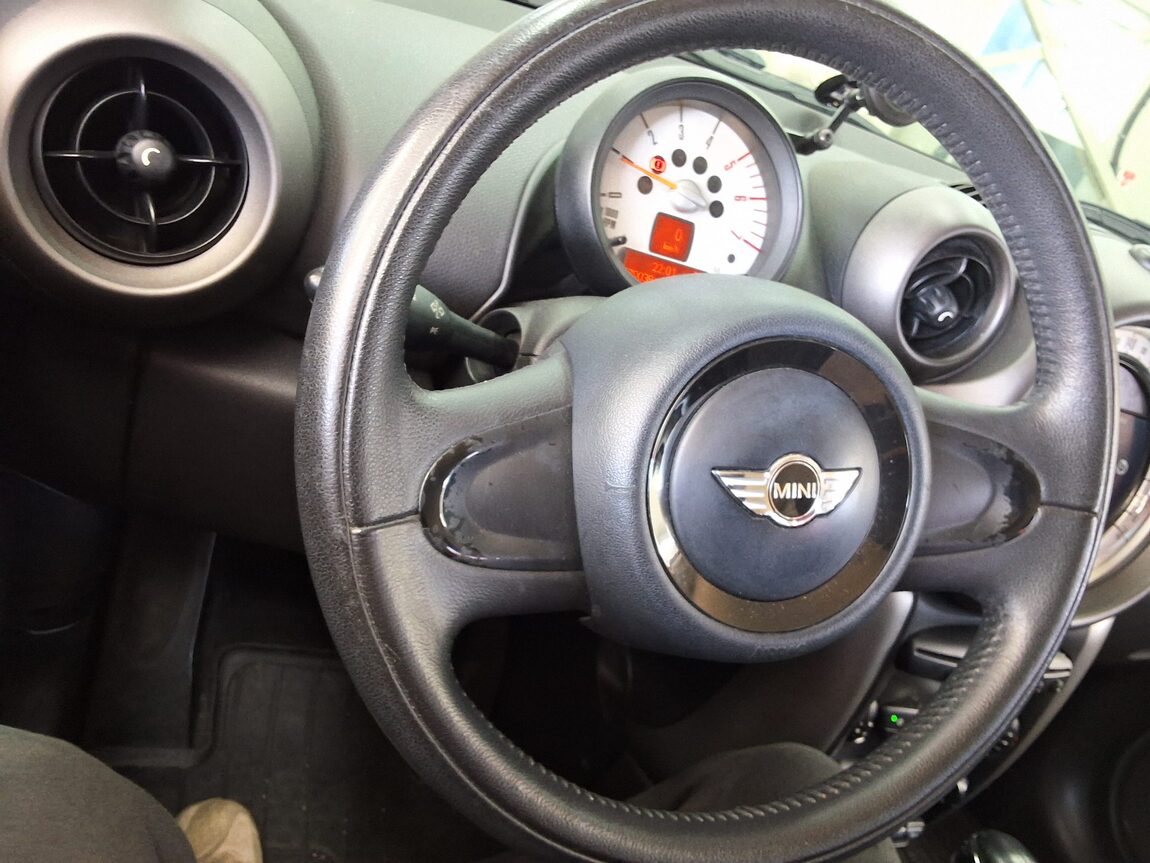 MINI COUNTRYMAN 2.0 D SE 2012 - zdjęcie 23