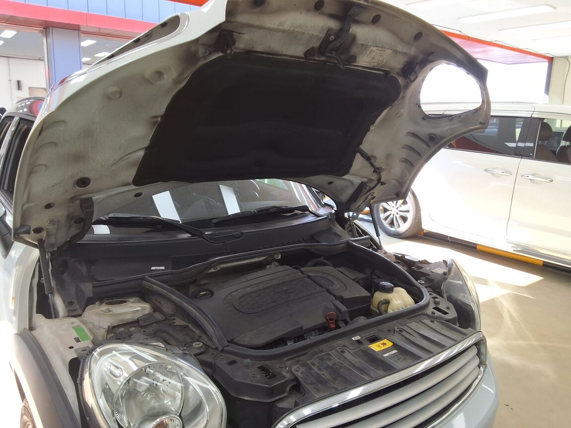 MINI COUNTRYMAN 2.0 D SE 2012 - zdjęcie 18