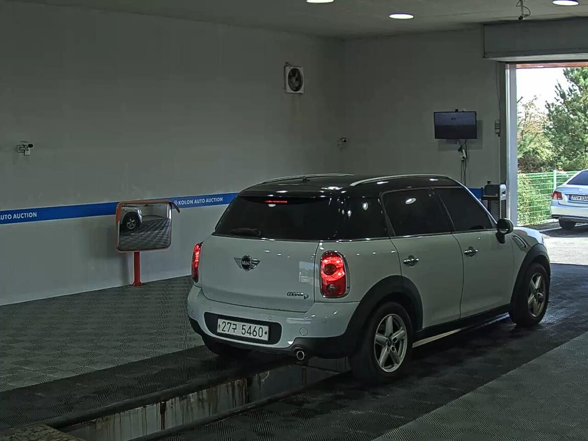 MINI COUNTRYMAN 2.0 D SE 2012 - zdjęcie 5