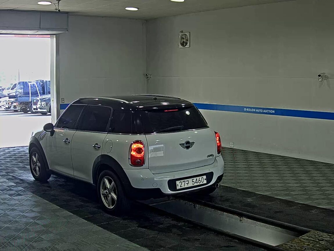 MINI COUNTRYMAN 2.0 D SE 2012 - zdjęcie 6