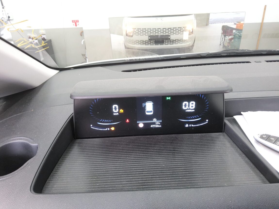 HYUNDAI STARIA 2.2 DIESEL TOURER 11-SEATER 4WD SMART 2022 - zdjęcie 9