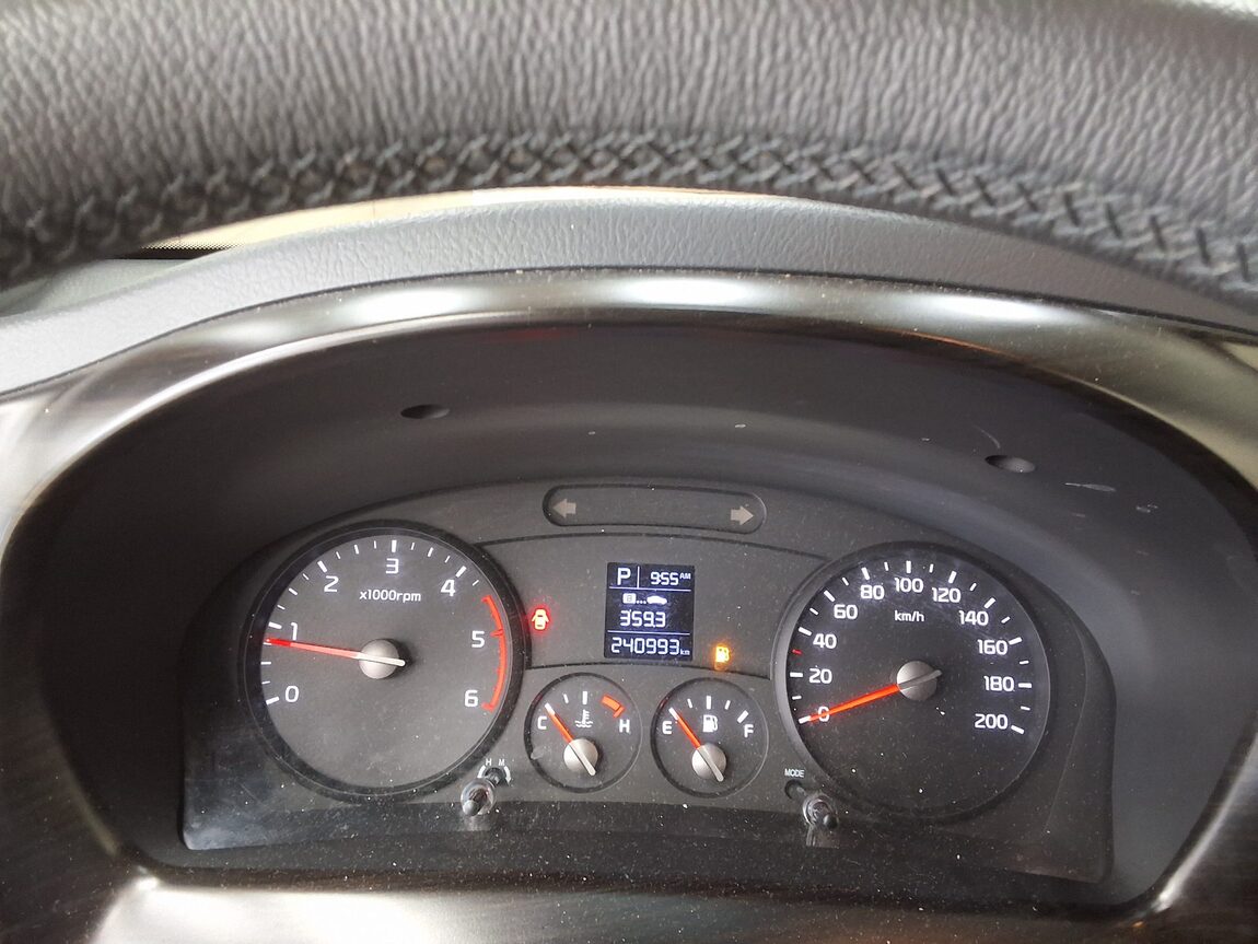KIA BONGO III CARGO FREEZER BOX TRUCK 1 TON KING CAB 2019 - zdjęcie 10